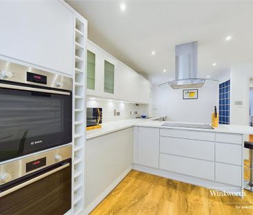 2 bedroom penthouse to rent - Photo 3