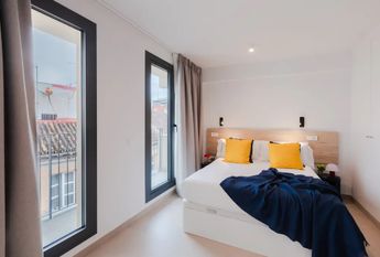 Calle Lazcano, Málaga, Andalusia 29008