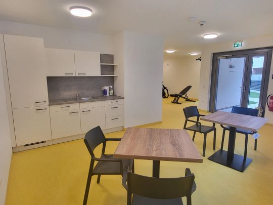 ERSTBEZUG! 2-Zimmer-Wohnung mit Balkon, Top 17 - Photo 1