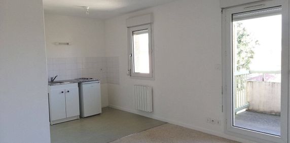 Location appartement 1 pièce 32.41 m² à Bourg-en-Bresse (01000) BEL AIR - Photo 2