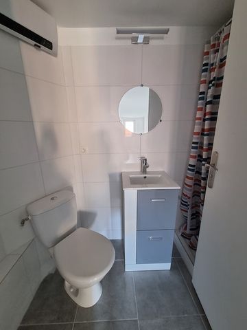 Location Appartement 2 pièces 26m² - Photo 3