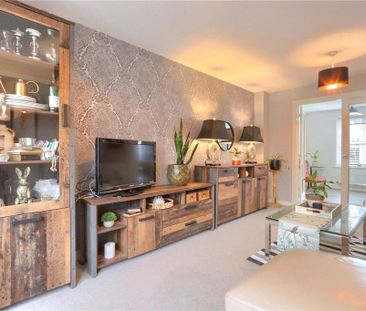 4 bedroom detached house to rent - Photo 3