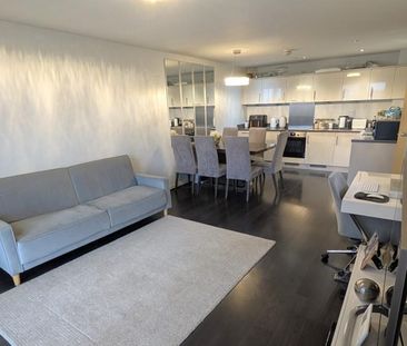 2 bedroom flat to rent - Photo 2