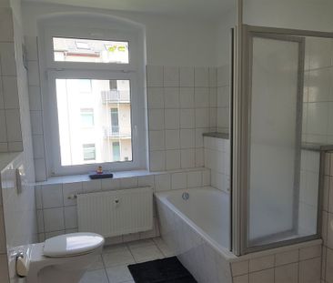 +++ Großzügige 2-Zimmer-Dachgeschosswohnung mit Balkon in Chemnitz-... - Photo 6