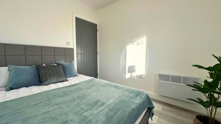 2 bedroom flat to rent - Photo 2