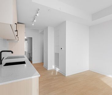 For Lease - 1 Quarrington Lane Unit# 2414, Toronto, Ontario - Photo 3