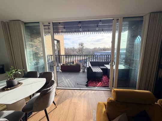 Room in a Shared Flat, Plough Lane, SW17 - Photo 1