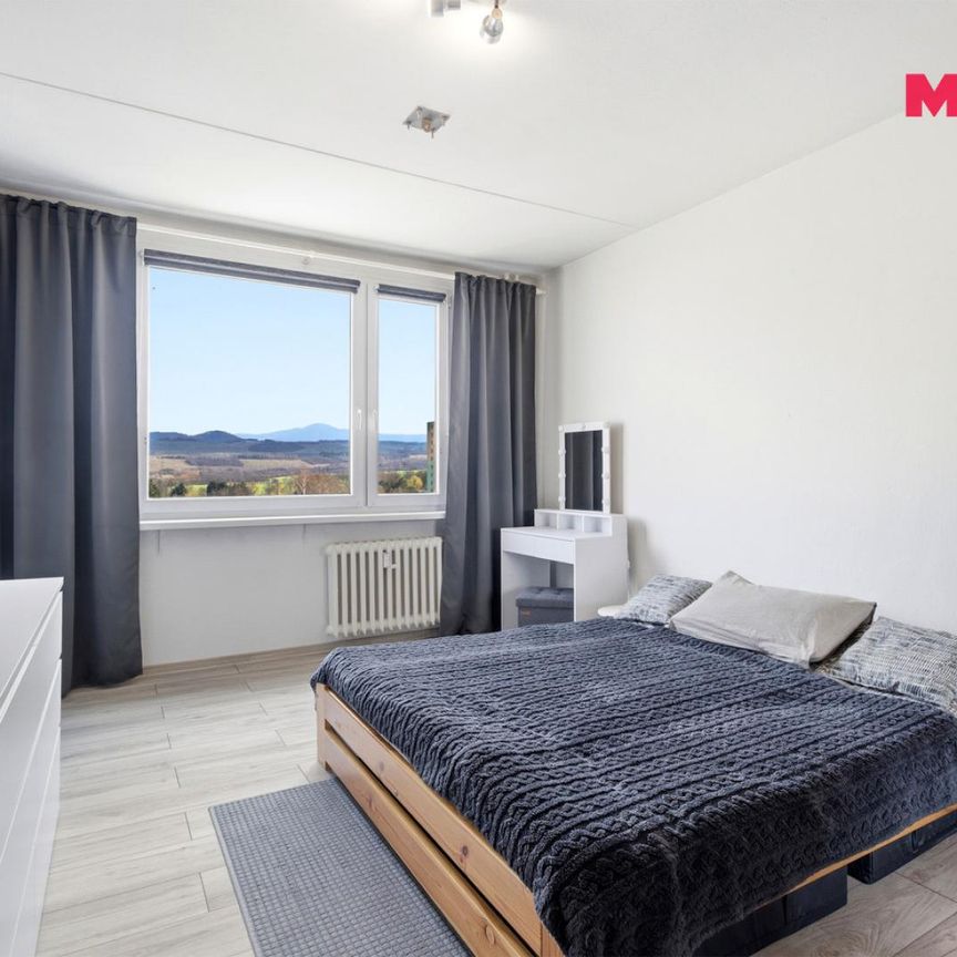 Pronájem bytu 2+1 60 m², Sídliště Za Chlumem 755, Bílina - Фото 1