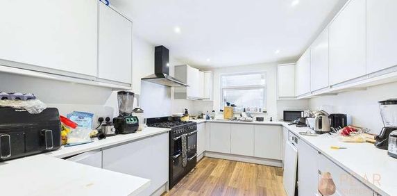 Ashdown Road, Worthing, BN11 - Photo 2