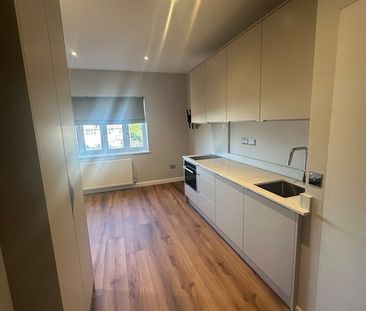 Studio Flat, Brunswick Road, W5 - Photo 4