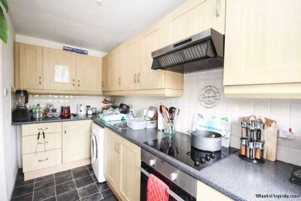 2 bedroom property to rent in Bracknell - Photo 1