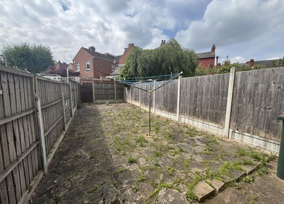 1 bedroom flat - ground floor to rent - Photo 1