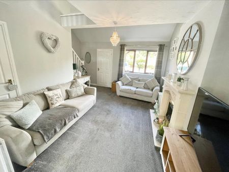2 bedroom semi-detached house to rent - Photo 2