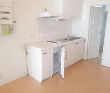 Location Appartement 1 pièce 35m² BORDEAUX 33000 - Photo 2