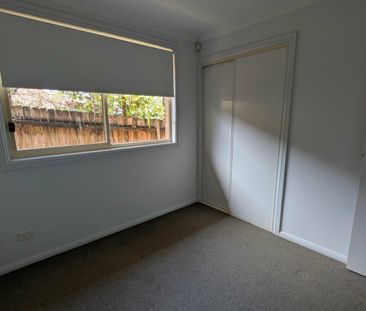 62 Oriole Street, Glenmore Park NSW - Photo 5