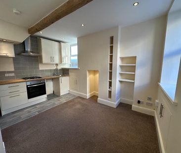 Bank Street, Padiham, Burnley - Photo 5