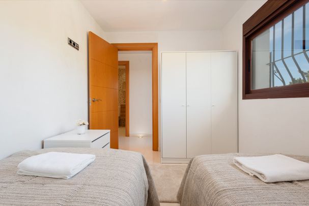 Middle Floor Apartment in Sierra Blanca - Photo 1