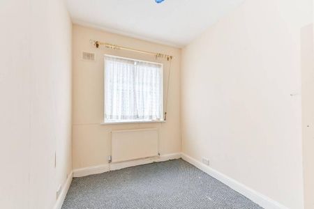 5 bedroom detached house to rent - Photo 4