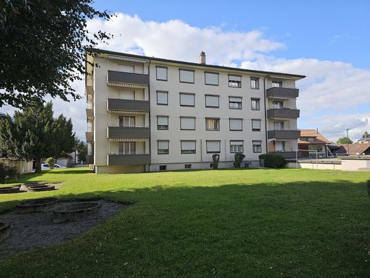 Large and spacious apartment for rent in Spiez - Photo 1
