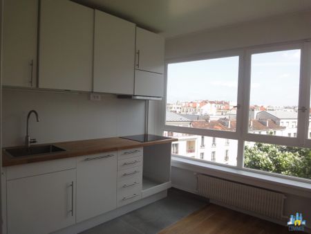 Location Appartement 2 pièces 46m² COURBEVOIE 92400 - Photo 2