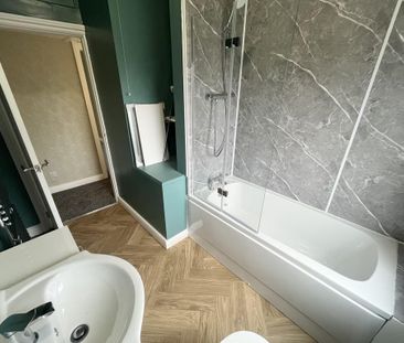 2 bedroom terraced house to rent - Photo 6