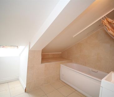 Woodside, Plymouth - Photo 4