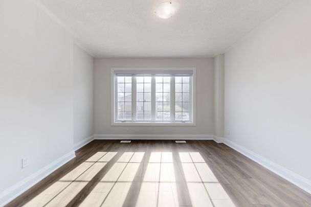 For Lease - 6 Dominique Street, Kitchener, Ontario - Photo 1