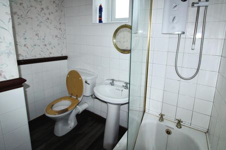 2 bedroom terraced house to rent - Photo 5