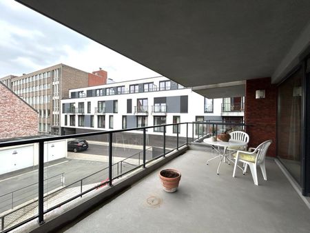 Instapklaar appartement met terras te centrum Tielt! - Photo 2