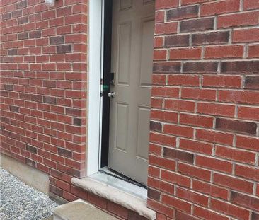 For Lease - 719 Agnew Crescent, Milton, Ontario - Photo 1