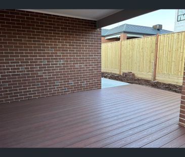 37 Sama Promenade, Truganina, Vic 3029 - Photo 5
