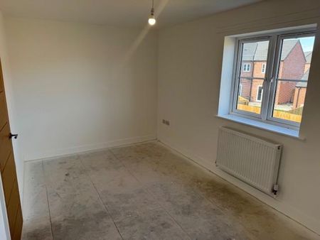 3 bedroom semi-detached house to rent - Photo 2