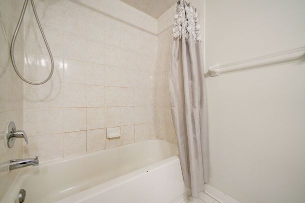 For Lease - 170 Selkirk Drive, Richmond Hill, Ontario - Photo 1