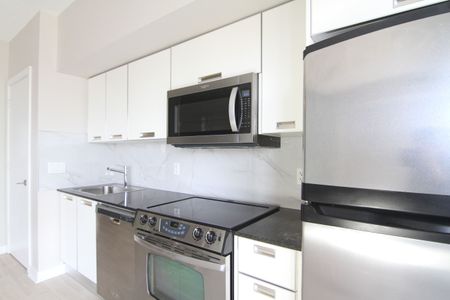 For Lease - 33 Charles Street Unit# 1202, Toronto, Ontario - Photo 2