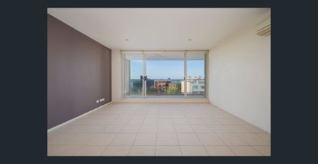 North Facing Inner City Apartment - Photo 5