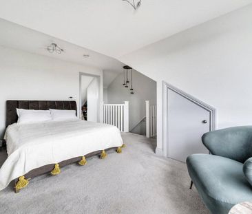 4 bedroom semi-detached house to rent - Photo 6