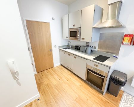 Studio Apartment – Professional Let, Student Let - Photo 5
