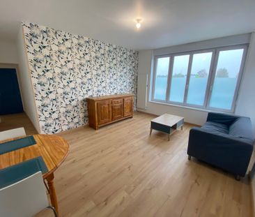 Bel appartement avec terrasse et une chambre entièrement rénové et ... - Photo 2