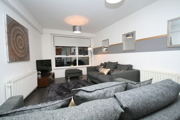 Moir St, 2 Bed Stylish Furnished Flat, Gallowgate – Available 25/03/2026 - Photo 1