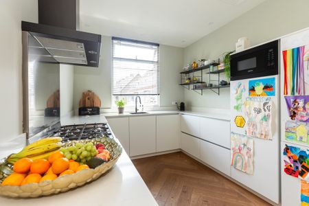 Te huur: Gezellige familiewoning in Hillegersberg, beschikbaar vanaf 27 december 2023. - Foto 4