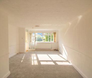 3 Bedroom Mid Terraced House To Rent - Photo 1