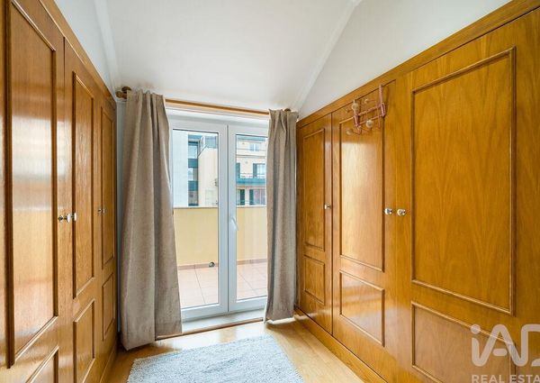 Apartamento T5 em Lisboa