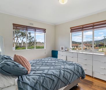 Generous Family Home in Convenient Location - Photo 5