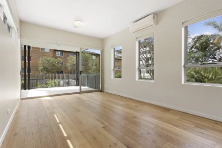 Unit 104/28 Cartwright Street, - Photo 2