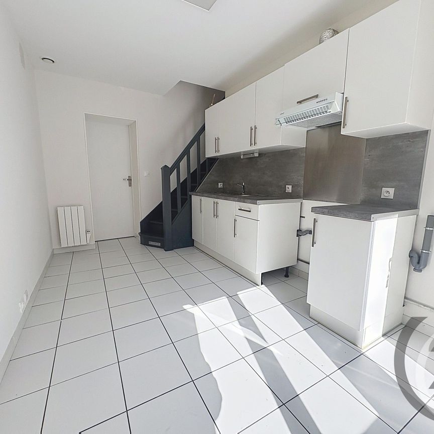 Location Maison 2 pièces 43m² BOLBEC 76210 - Photo 1