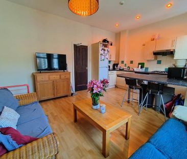 2 bedroom flat to rent - Photo 4