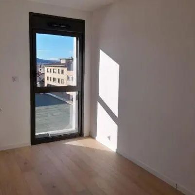 Appartement à louer 3 pièces 69.2m² - Photo 1