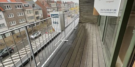 Duplex te huur in Deinze voor € 900 met 3 slaapkamers - Photo 2