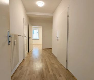 NEU - Zentral gelegene, frisch renovierte GARCONNIERE zur unbefrist... - Photo 3