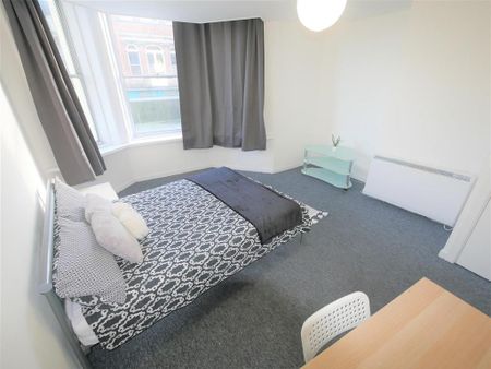 6 bedroom house share to rent - Photo 4